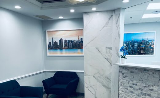 Waiting room & Reception area in Midtown Endodontist NYC office